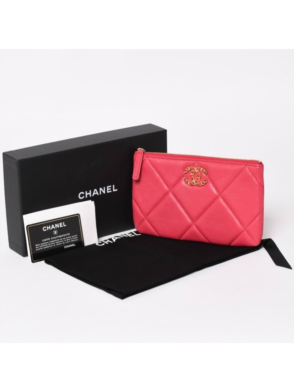 Chanel 19 Dixneuf Pouch CC Logo Lambskin Pink Gold